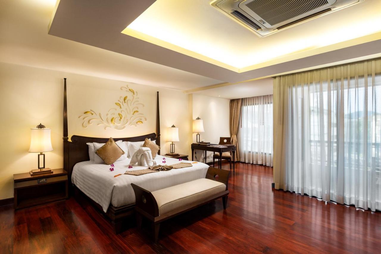 Patong Paragon Resort & Spa Sha Extra Plus Zewnętrze zdjęcie A bedroom at the hotel