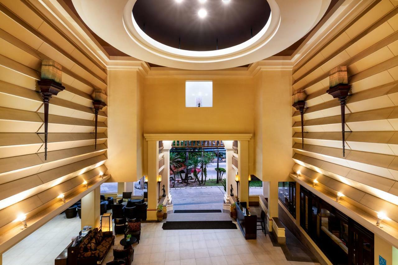 Patong Paragon Resort & Spa Sha Extra Plus Zewnętrze zdjęcie Lobby