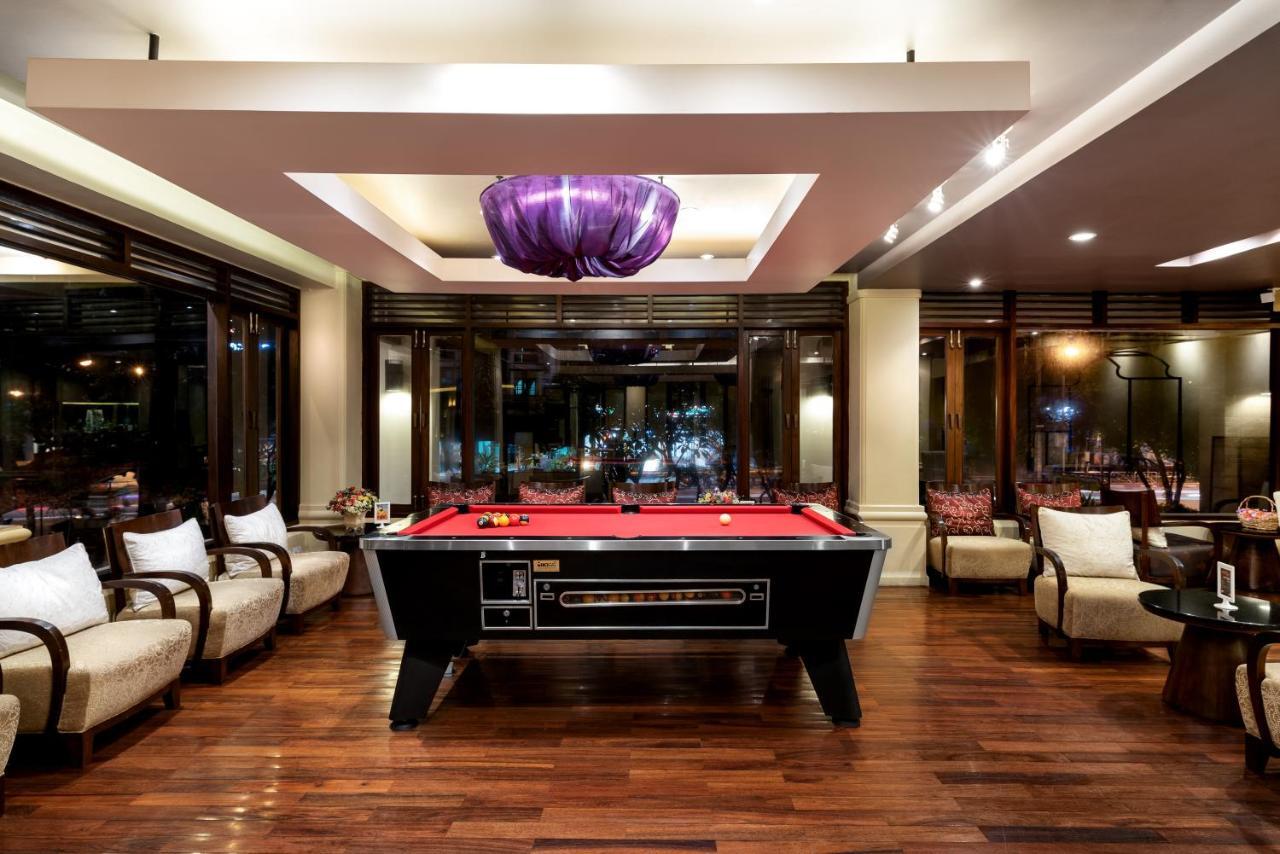 Patong Paragon Resort & Spa Sha Extra Plus Zewnętrze zdjęcie The Pool Table at the lobby